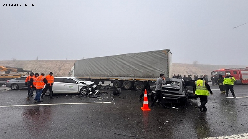Gaziantep'te Otoyol Savaş Alanına Döndü! 2 Ölü, 11 Yaralı