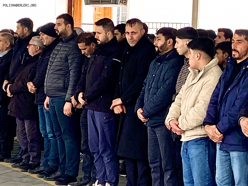 Altunova Ailesinin Acı Günü.. 16 Yaşındaki Yağmur Altunova Hayatını Kaybetti