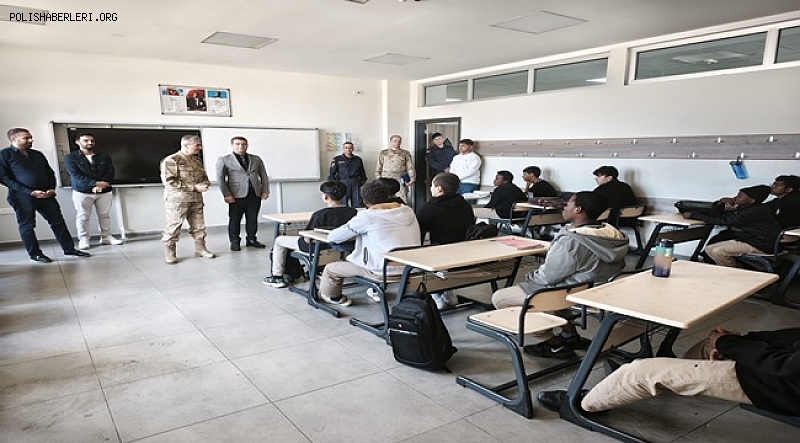 Gaziantep İl Jandarma Komutanı Tümgeneral Halil Şen’den okullarda güvenlik denetimi
