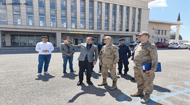 Gaziantep İl Jandarma Komutanı Tümgeneral Halil Şen’den okullarda güvenlik denetimi