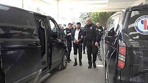 Nikahsız birliktelikten doğan bebekle fotoğraf paylaşan çift hastanede bıçaklandı