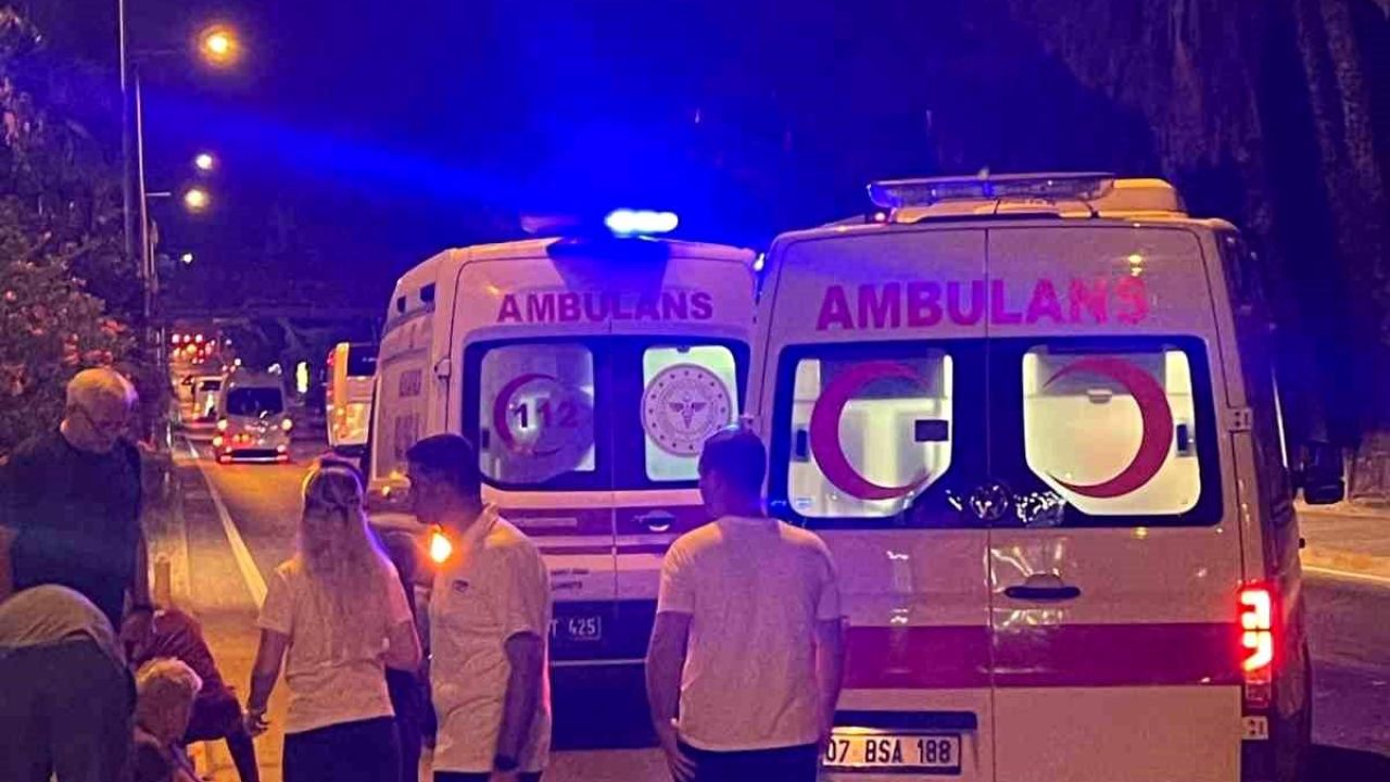 Alanya'da otomobilin çarptığı Çek turist hayatını kaybetti