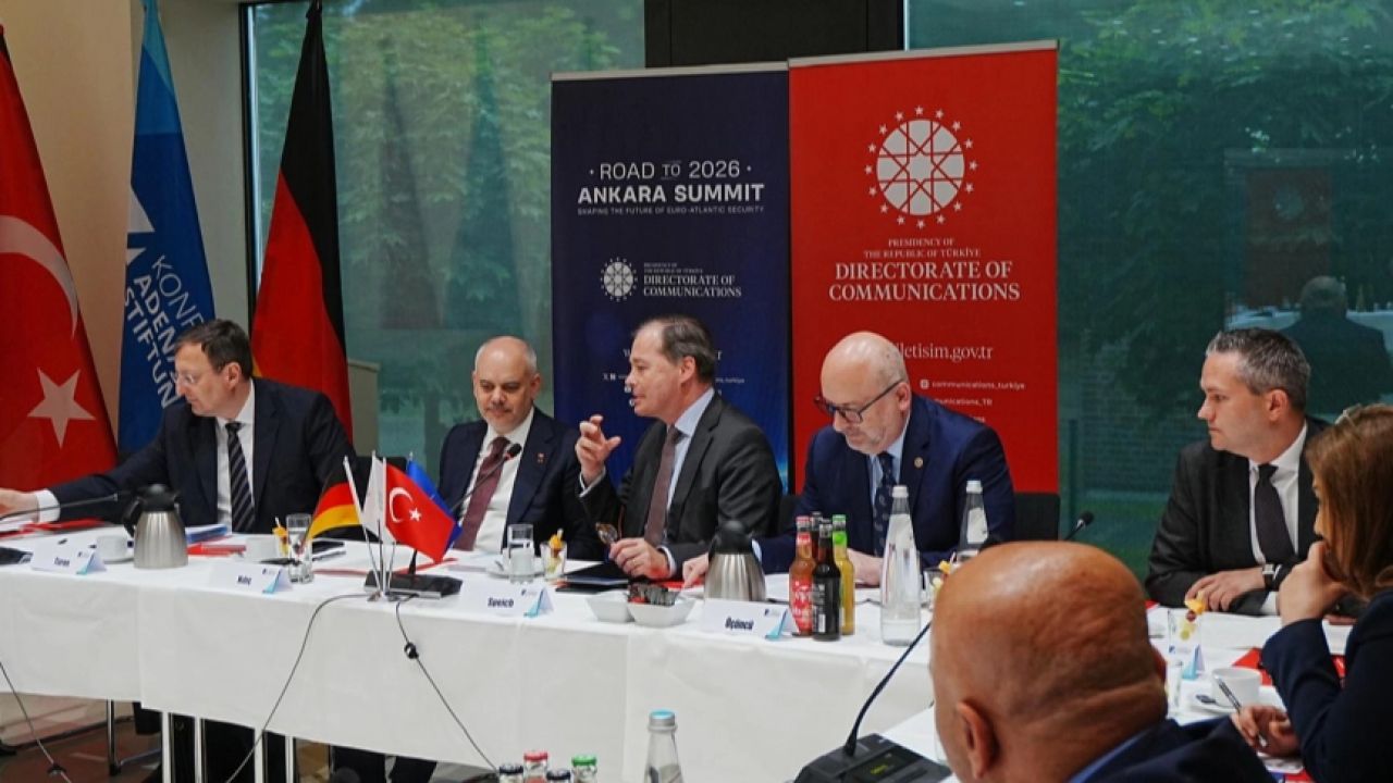 Avrupa-Atlantik güvenliğinin geleceği Berlin'de şekillendi